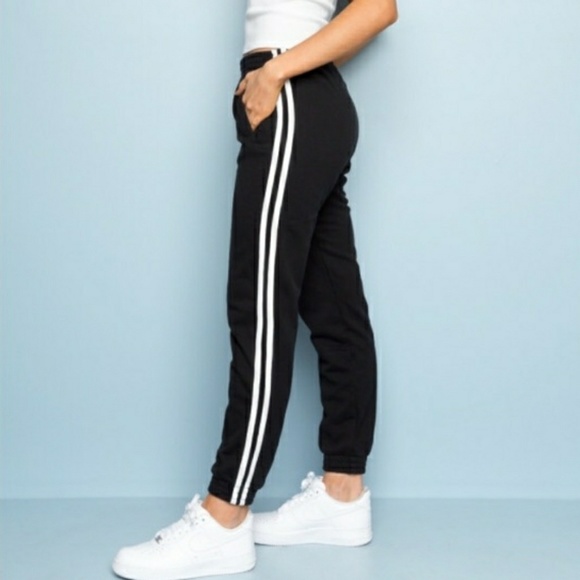 brandy melville rosa sweatpants black